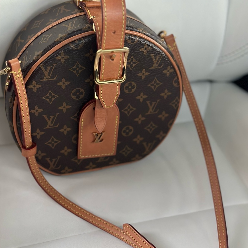 Louis Vuitton Round Brown Monogram Crossbody Bag